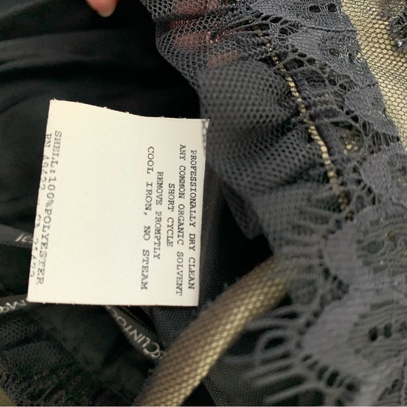 Jessica McClintock formal/prom/special occasion lace dress. - Picture 9 of 15